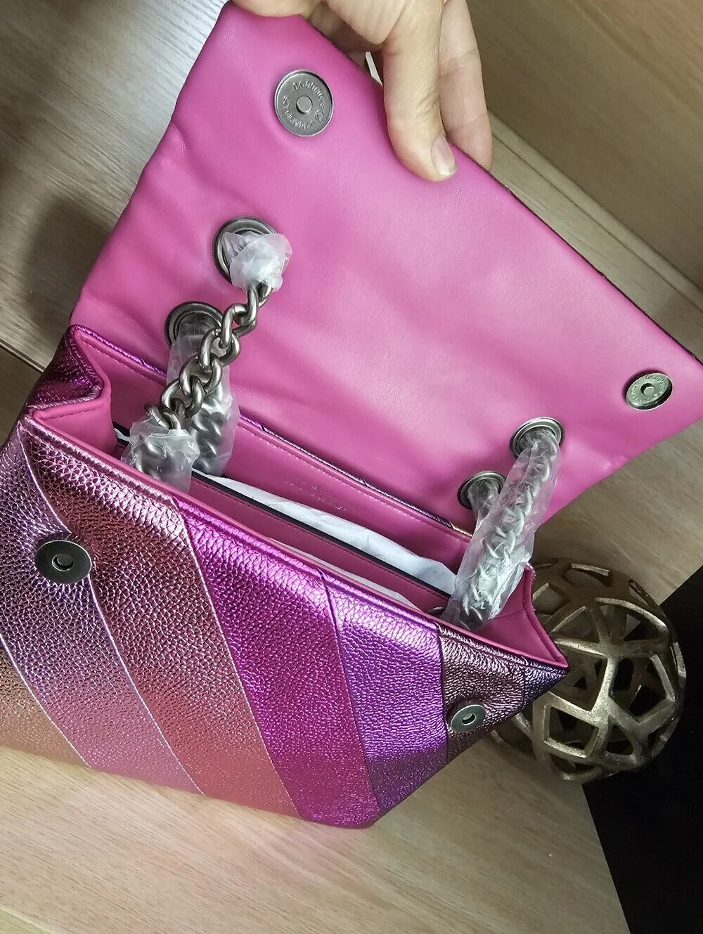 Kurt Geiger London Brixton Leather Shoulder Bag.